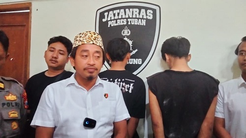 Diduga Bawa Pacar Orang, Pemuda di Tuban Disanggong di Kosan Lalu Dianiaya