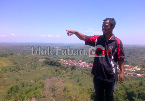 Indah Pemandangan Dari Atas Bukit Ngrengit