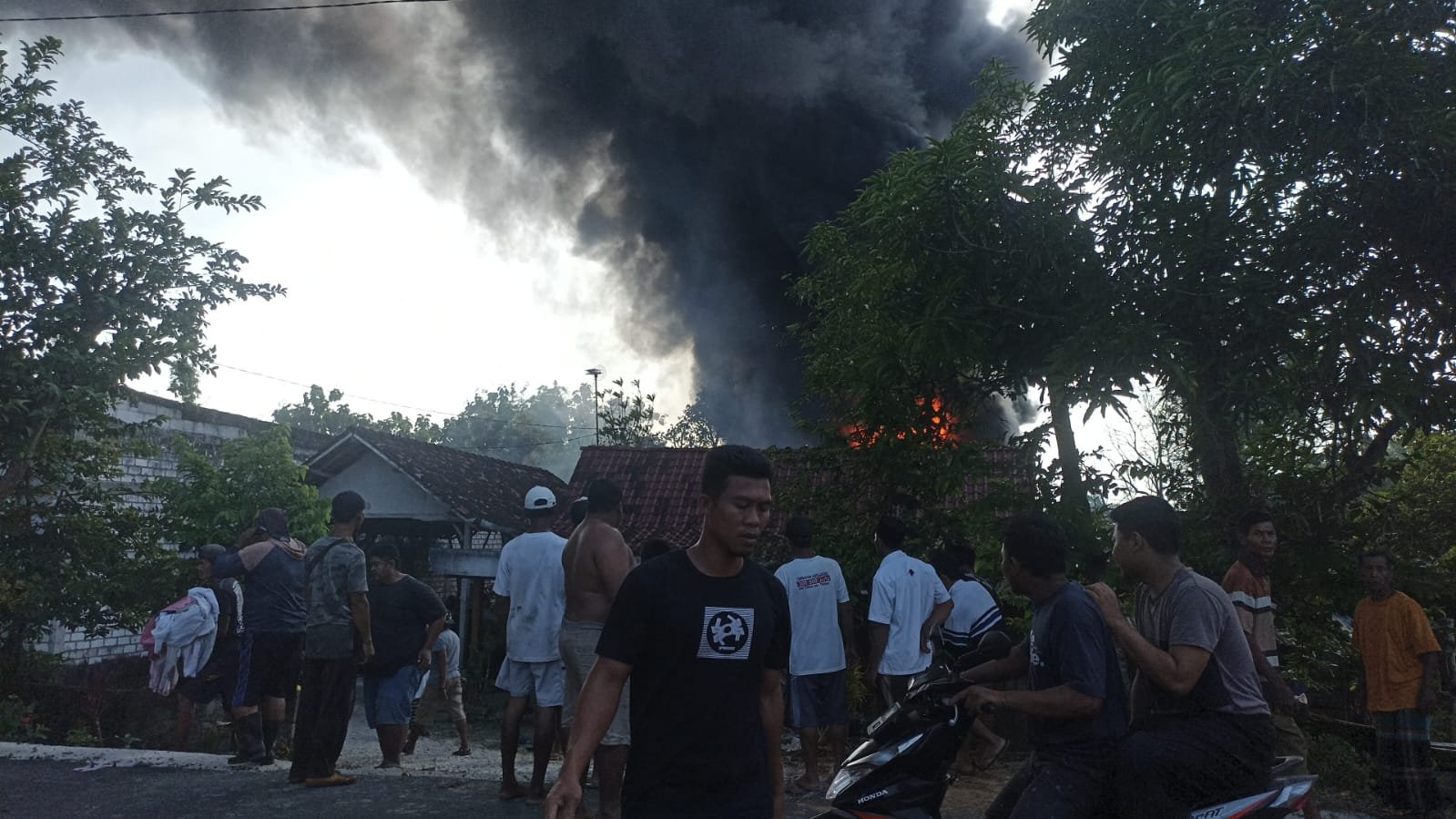 Polisi Ungkap Fakta Baru tentang Kebakaran Gudang Minyak Mentah di Tuban