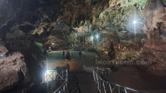 Pesona Gua Akbar, Wisata Legendaris yang Masih Jadi Jujukan Wisatawan Luar Tuban