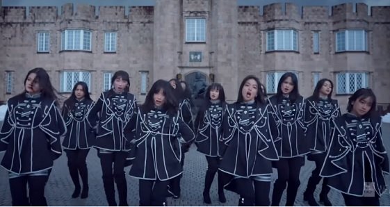 Lirik Lagu Magic Hour - JKT48 Sajikan Music Video Totalitas