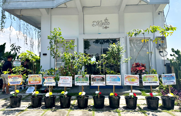 Tren Ucapan Pakai Pohon Buah, bloKembang Tuban Siap Melayani