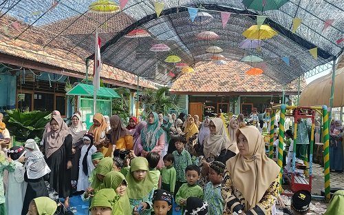 Penuh Khidmat, RA Manbail Futuh Peringati Isra Mi’raj Nabi Muhammad SAW