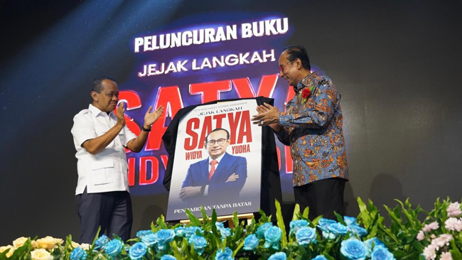 Jejak Langkah Satya Widya Yudha, Pengabdian Tanpa Batas Diabadikan dalam Buku