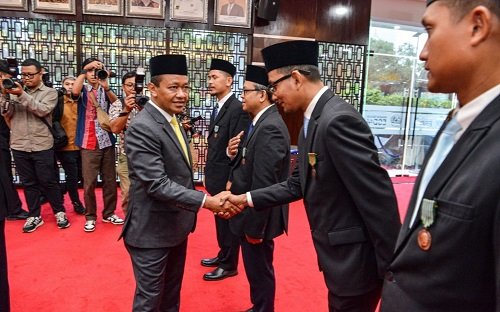 Direksi Pertamina Patra Niaga Raih Satyalancana Pembangunan dari Pemerintah Republik Indonesia