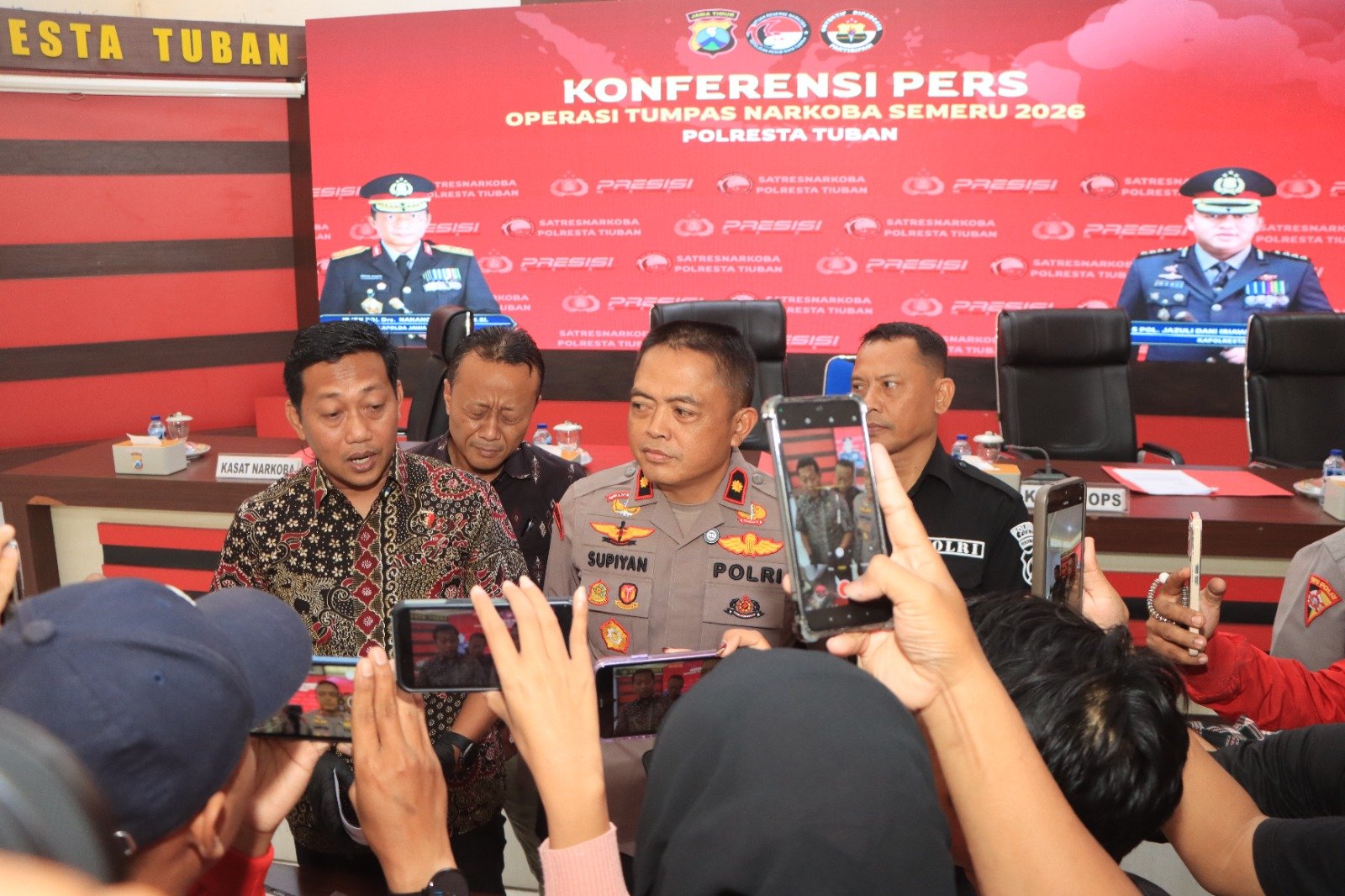 Sapu Bersih Jaringan Surabaya! Polresta Tuban Sita 53,6...