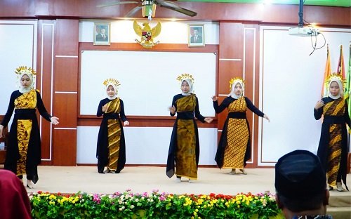 Mahasiswa UAI Tuban Gelar Pensi Drama Musikal sebagai...