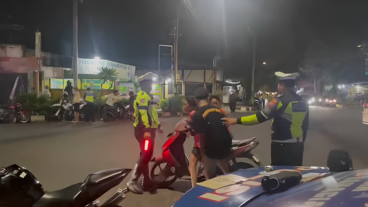 Razia Lalulintas di Tuban: 66 Motor Knalpot Brong...