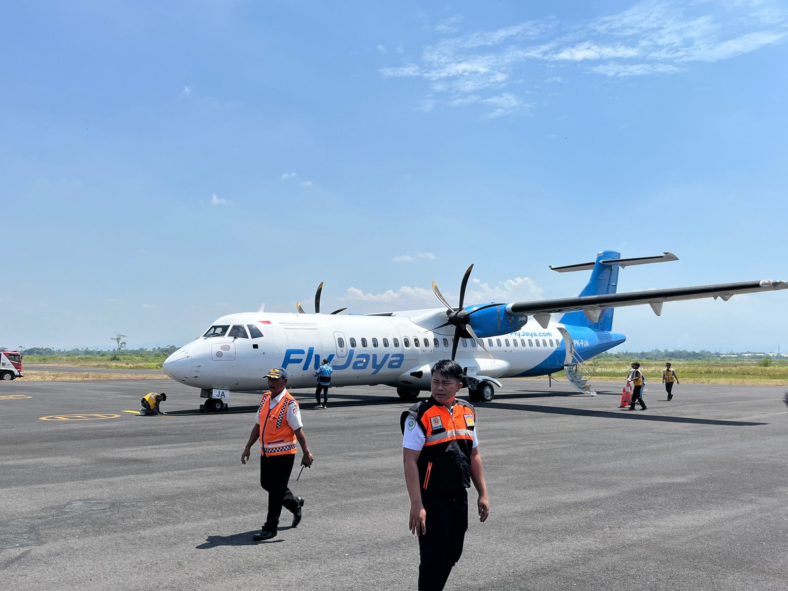 Layanan Call Center Fly Jaya - 24 Jam