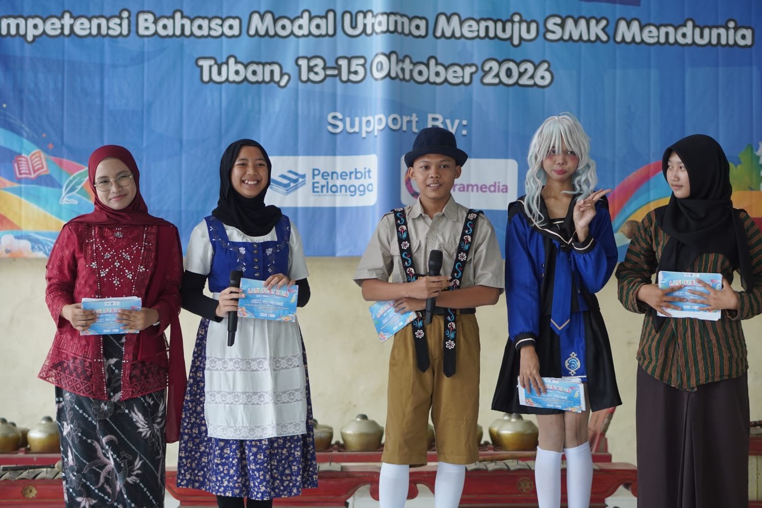 LANGFEST 2026 SMKN 1 Tuban, Lima Bahasa untuk...