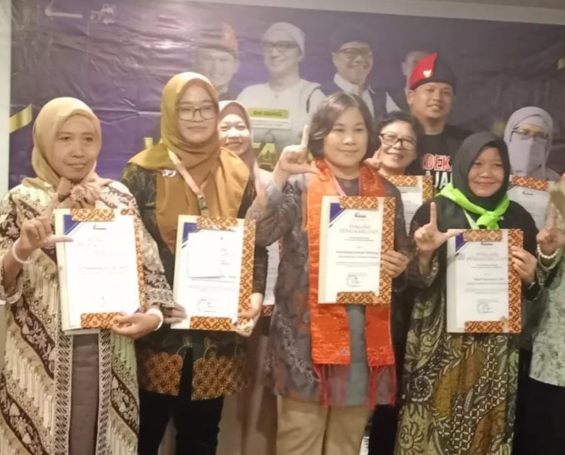 Perjalanan Literasi Tri Erni Hudayah di Tiga Negara