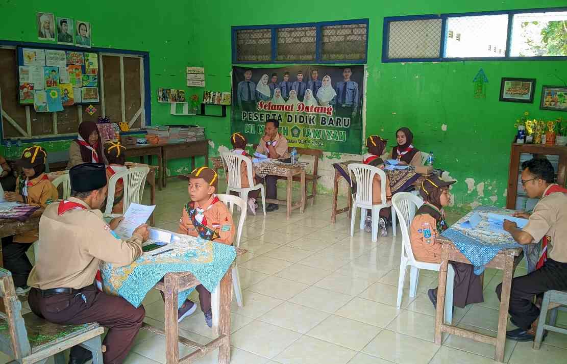 MI Musthofawiyah Cetak Generasi Unggul Melalui Pramuka Siaga Garuda