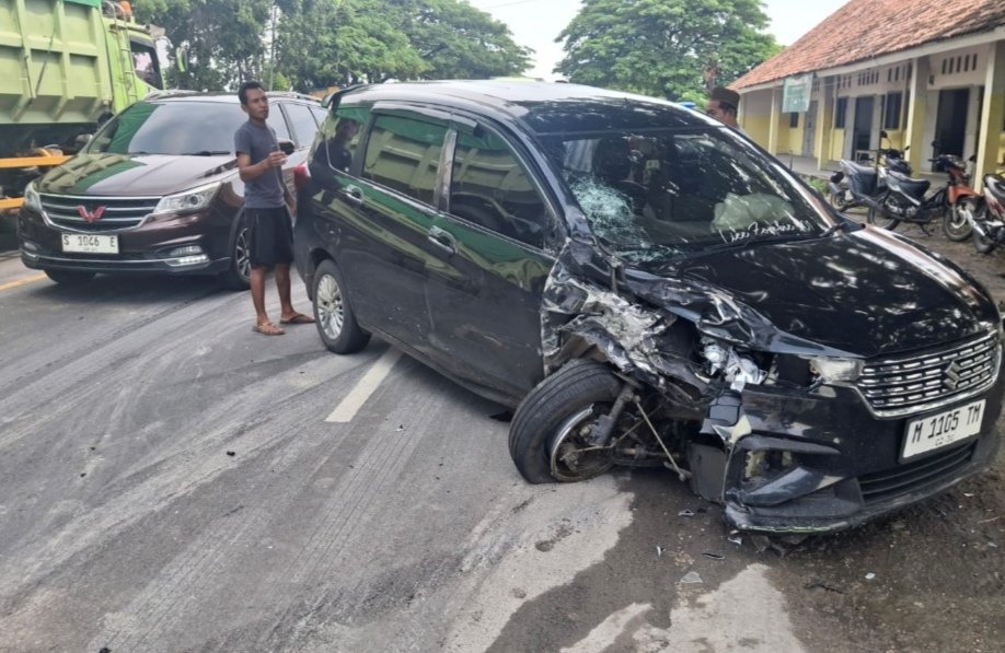 25 Kendaraan Alami Kecelakaan Saat Arus Mudik di Tuban, 2 Orang Tewas