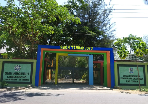 Siswa SMK Tambakboyo Viral Gara-Gara Video MBG Berbelatung, Ternyata Tidak Diskors
