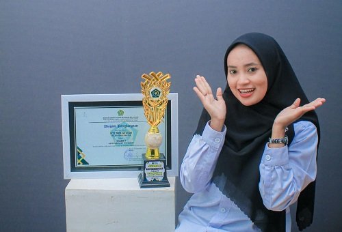 Guru MIS Musthofawiyah Raih Juara 3 Guru Inspiratif Kemenag Tuban