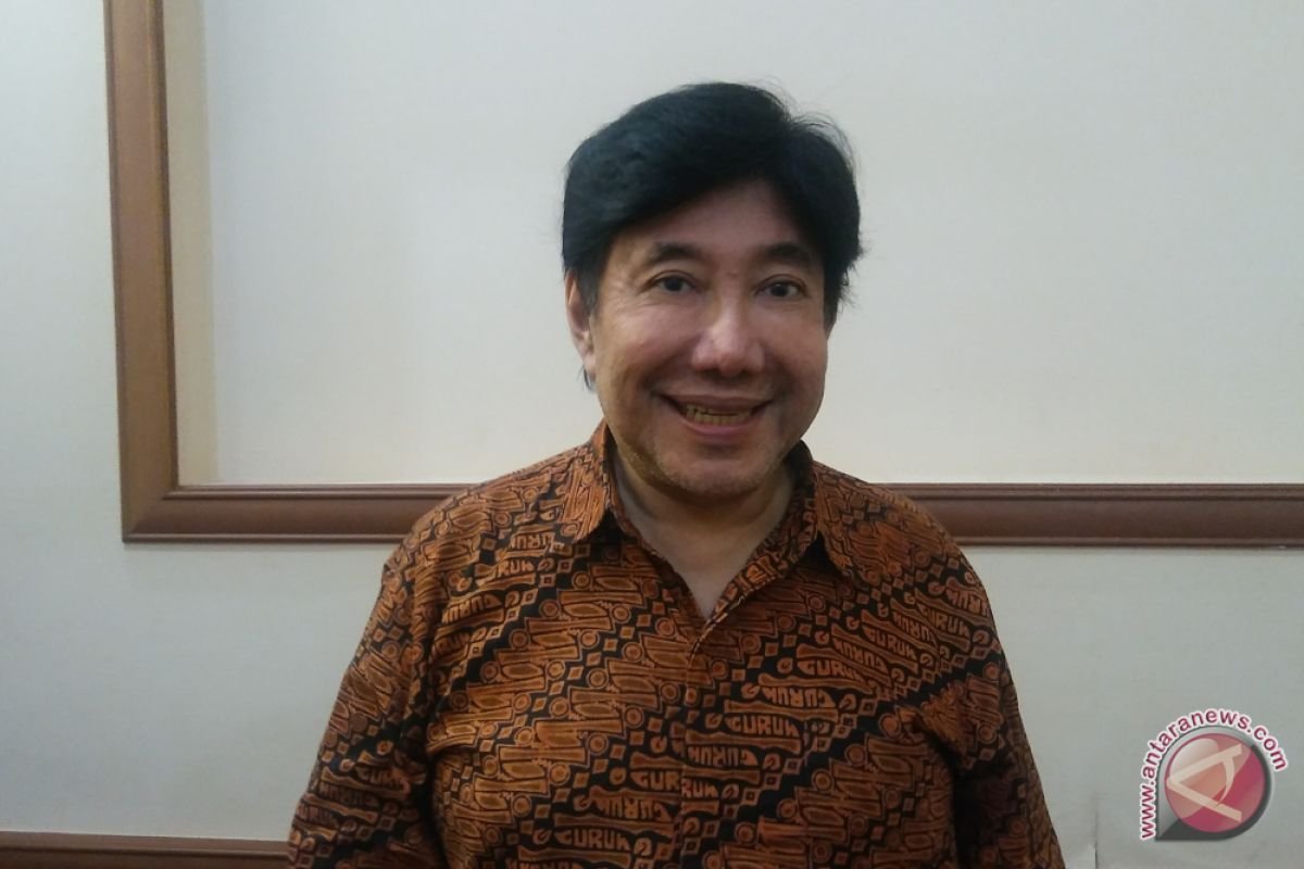 Seniman Multitalenta, Guruh Soekarnoputra Meninggal Dunia di Usia...