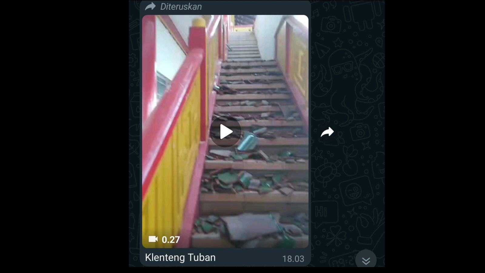 [Cek fakta] Benar Atap Bangunan Klenteng Kwan Sing Bio Jatuh Akibat Gempa Tuban