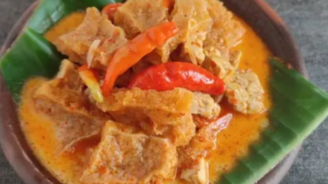 Resep Sambal Goreng Krecek Kulit Sapi Berkuah Santan